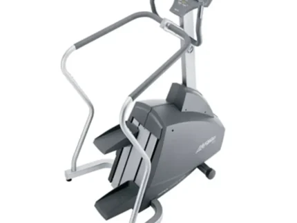 Life Fitness Summit Trainer