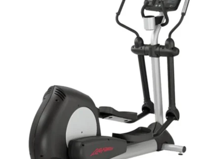 Life Fitness CLSX Integrity Elliptical