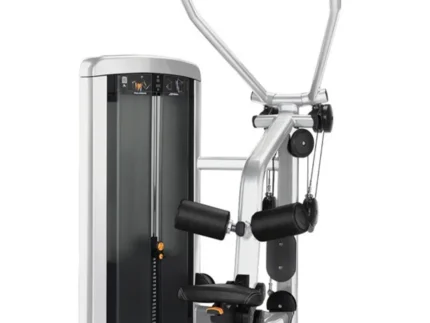 Life Fitness Insignia Lat Pulldown