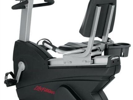 جهاز Life Fitness CLSR (Club Series) دراجة مائلة